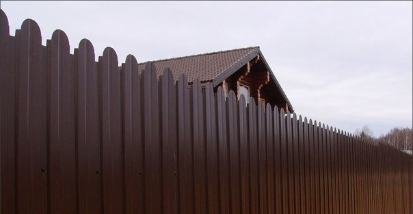 Профнастил фигурный для забора